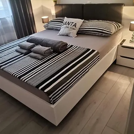 아파트 Apartman Petra 비르