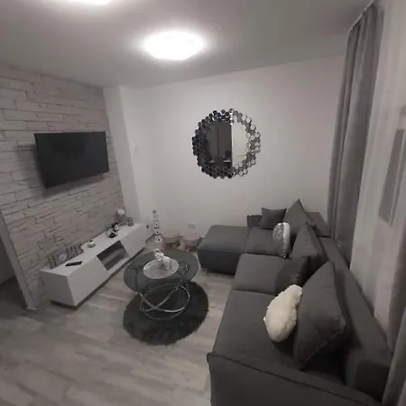 Apartman Petra 비르